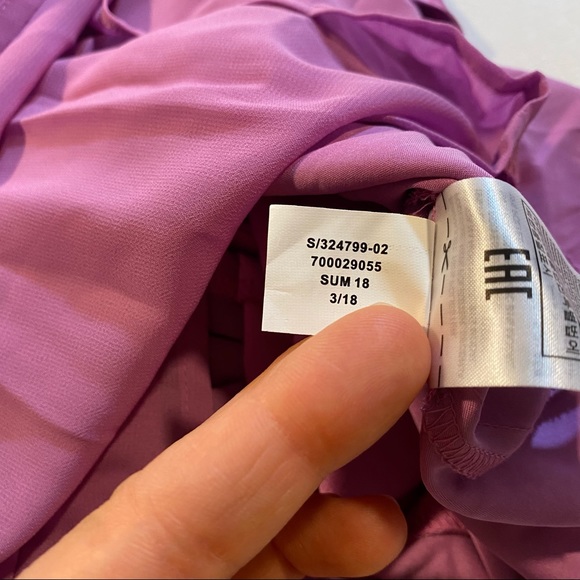 Never Worn $70 Banana Republic XS Asymmetrical Mixed Materials Orchid Sleeveless - Picture 8 of 9